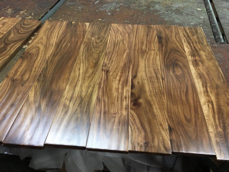 Hand Scraped Natural Asian Walnut Hardwood Flooring Selected Grade